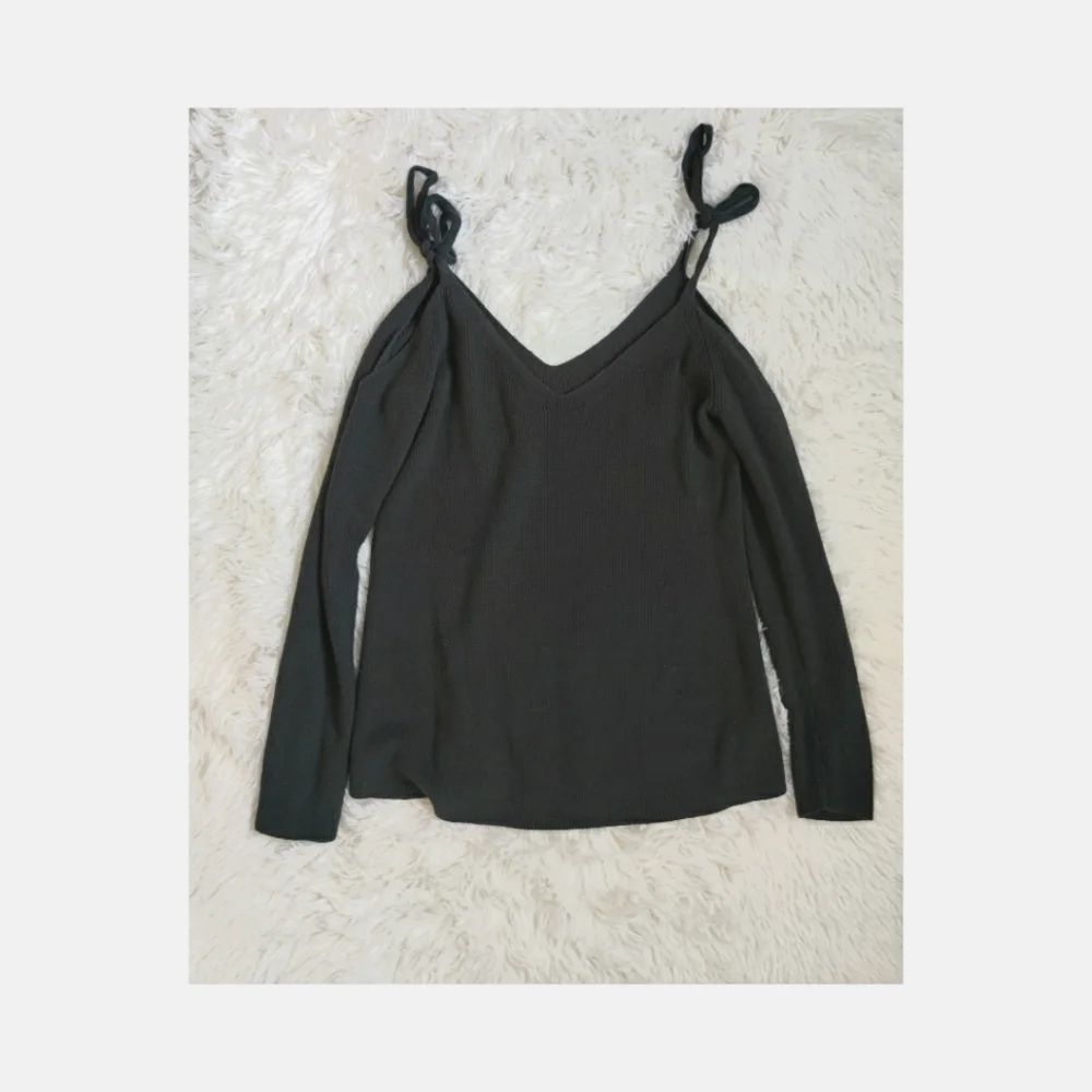 Loft off the shoulder sweater ◇ - Picture 4 of 6
